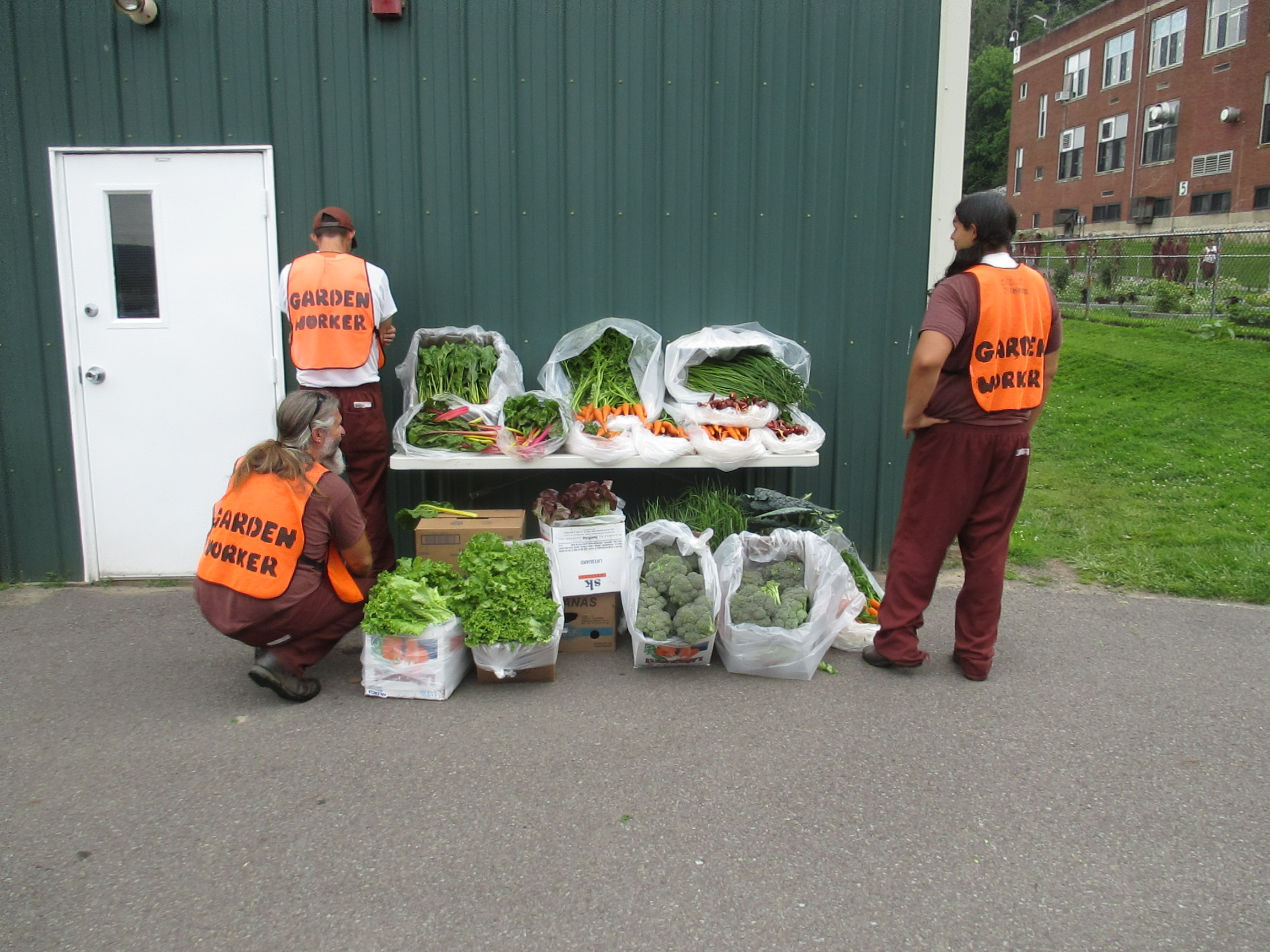 Inmate gardeners at SCI Retreat